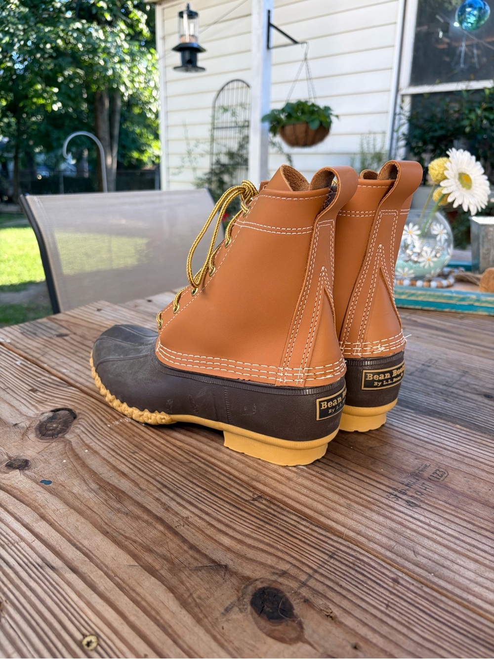 L.L.Bean Bean Boots Women’s 7 M 8” Maine Hunting Duck Boots Tan Brown Leather